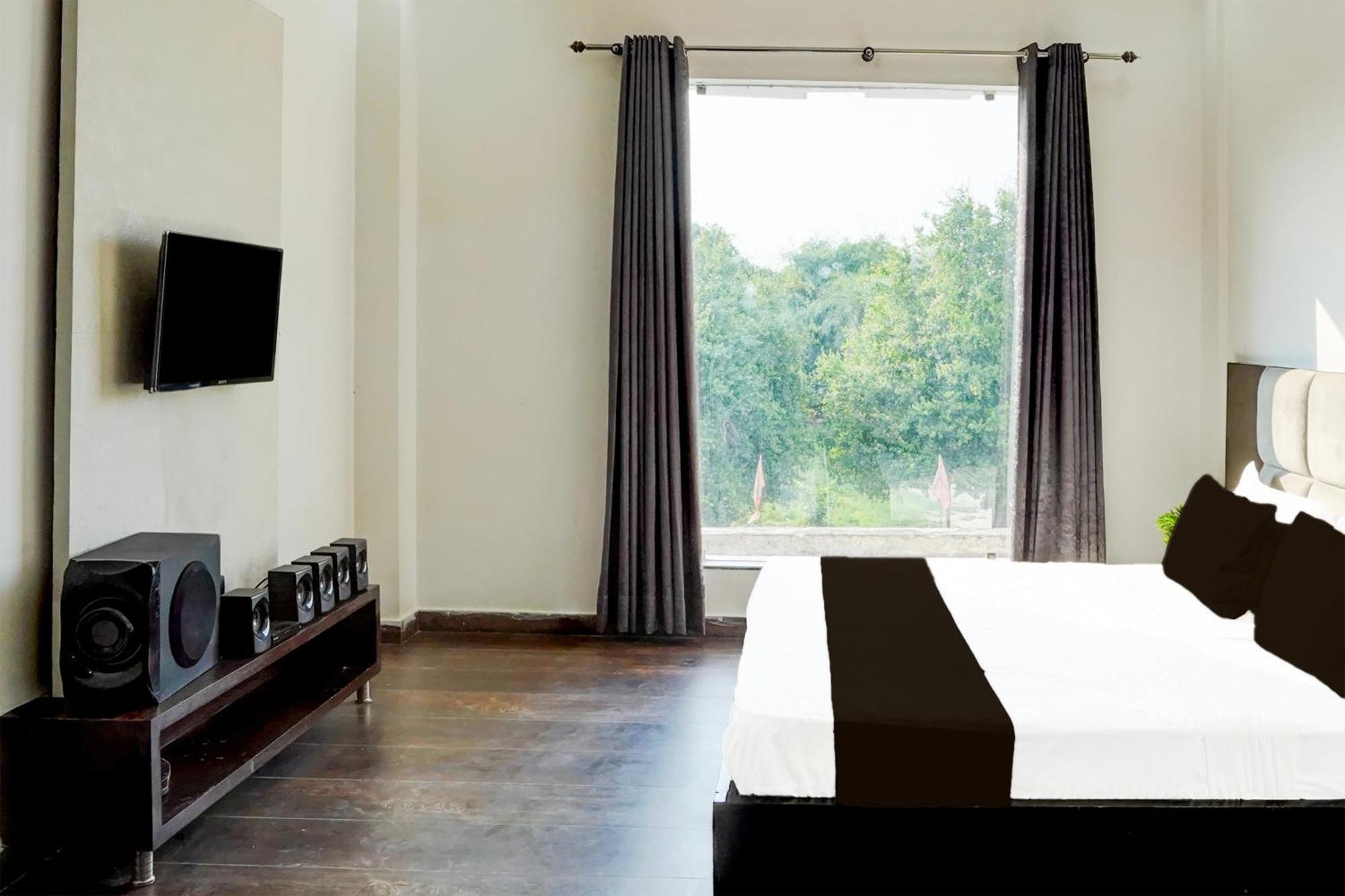 Collection O The God'S Palace Resort Meerut Exterior foto