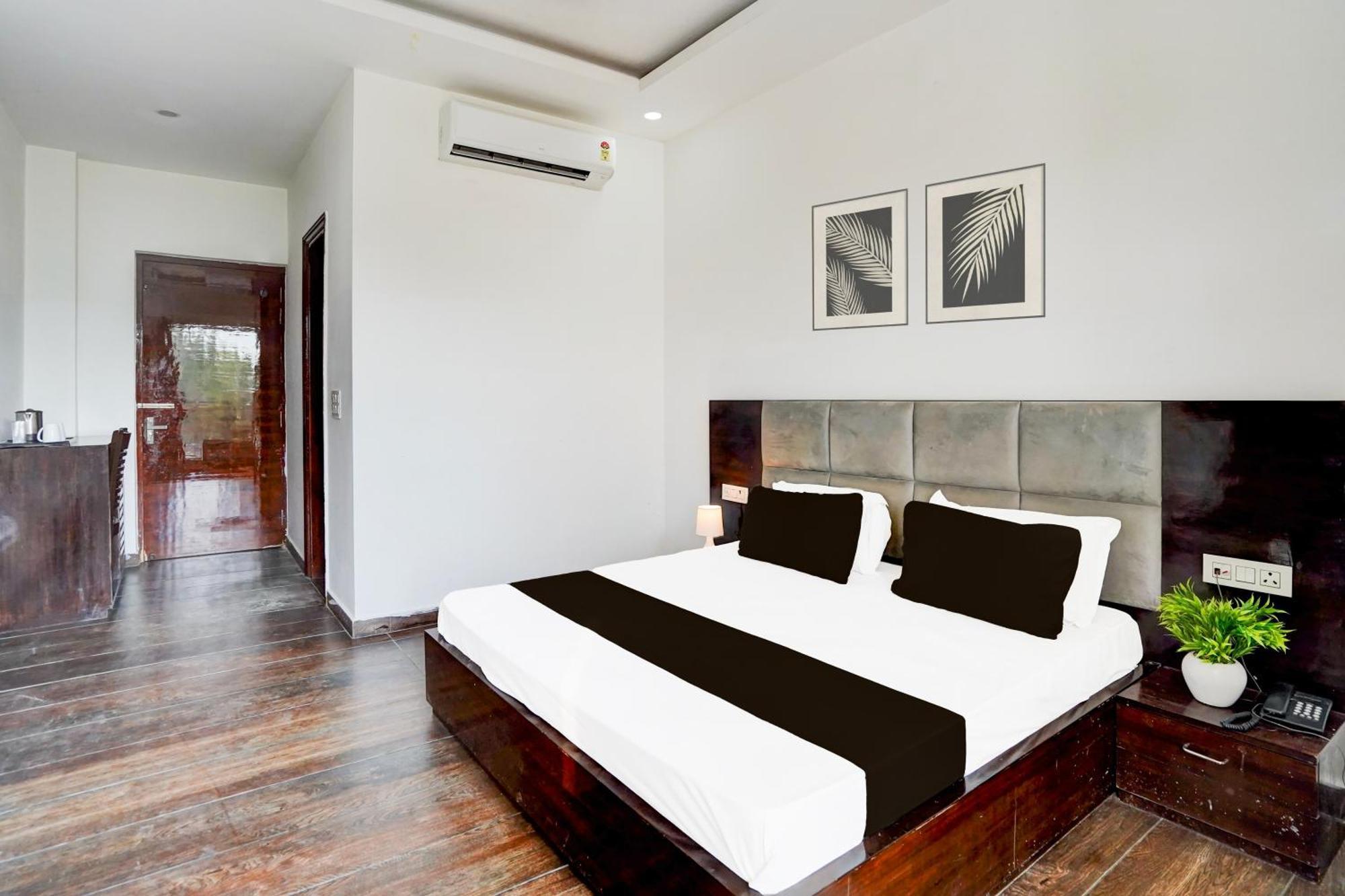 Collection O The God'S Palace Resort Meerut Exterior foto